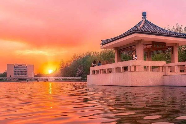 波纹怎样读,波纹的意义是甚么,波纹的近义词是甚么