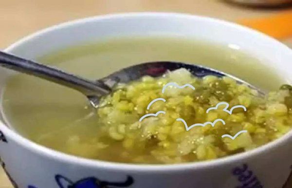 绿豆汤为甚么是红色的,绿豆汤变红能喝吗