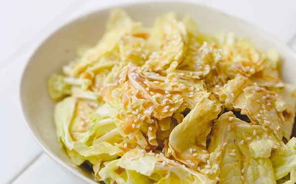 乾隆白菜是凉菜吗,为甚么叫乾隆白菜