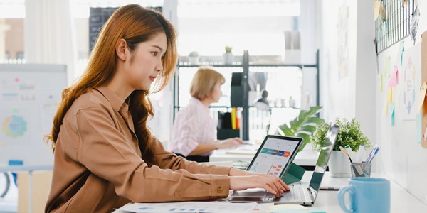 理科女生学甚么专业失业远景好,理科女生最吃香的专业