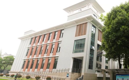 杭州学军中学简介概略（建校汗青、地点、师资、校训、情况）