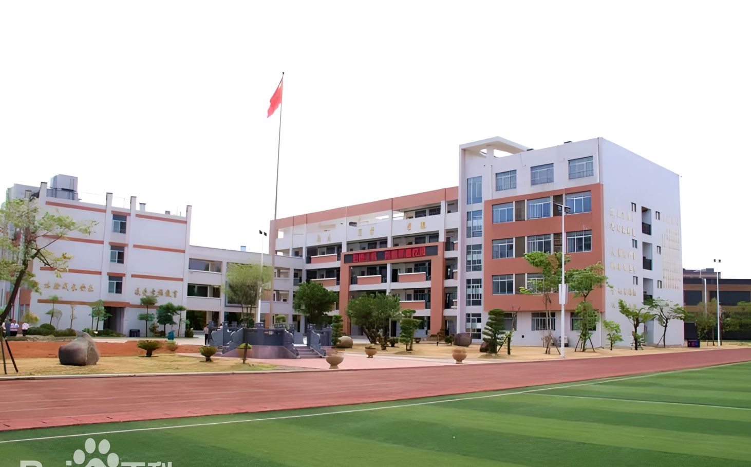福建省长乐华裔中学在福州的排名第几,属于甚么层次？