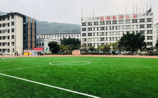 福州市鼓山中黉舍区在哪_在哪一个区？